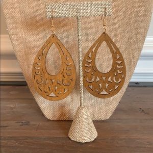 Brown wood earrings